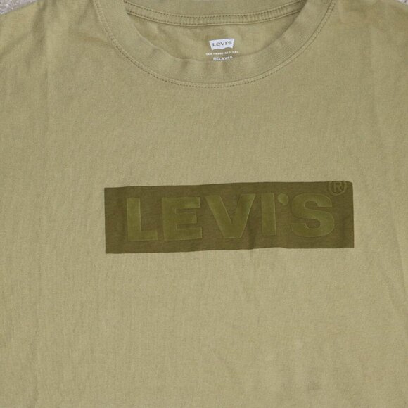 Levis Tee Shirt - Picture 3 of 4